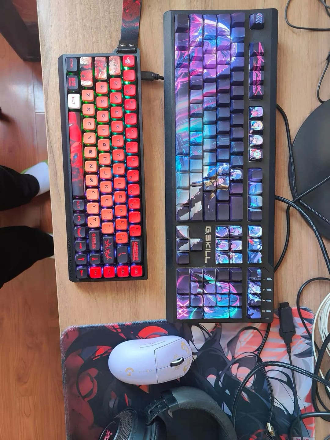 Customer photo review of Lucy Cyberpunk Edgerunners Keycaps