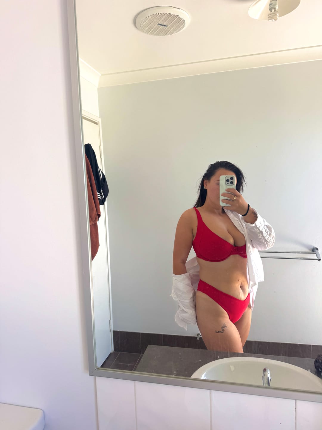 Customer photo review of Iris Brief - Chili
