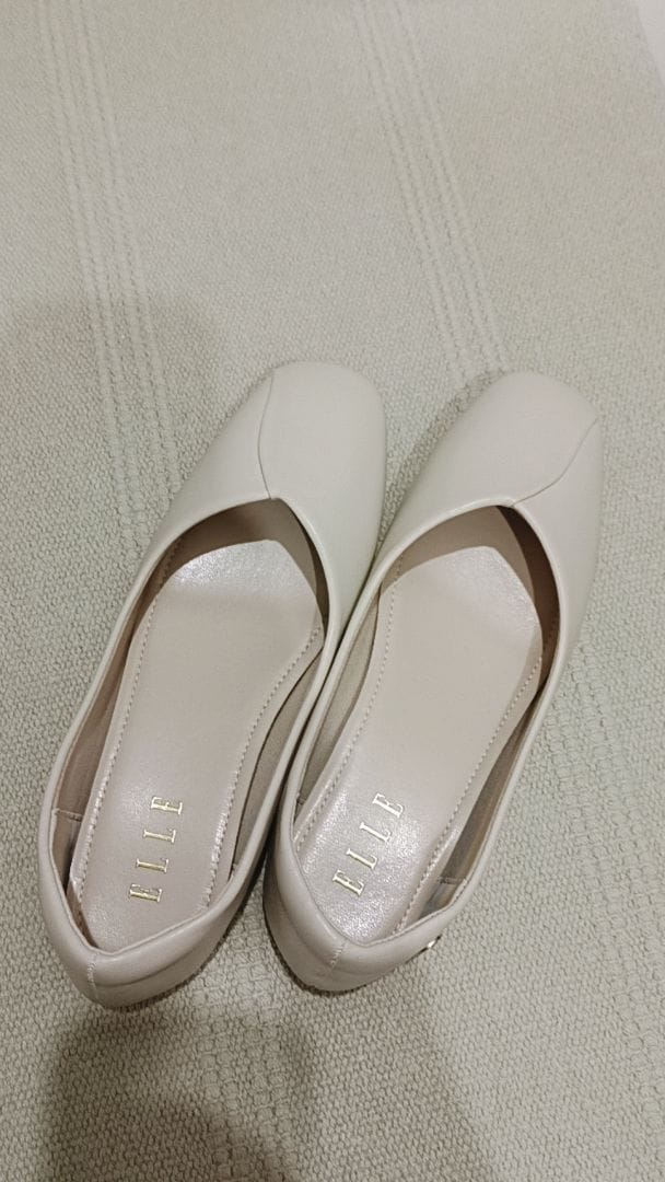 Customer photo review of Tulip Flats & Ballerinas In Beige