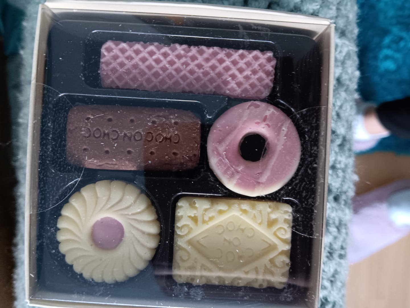 Customer photo review of Mini Chocolate Biscuits