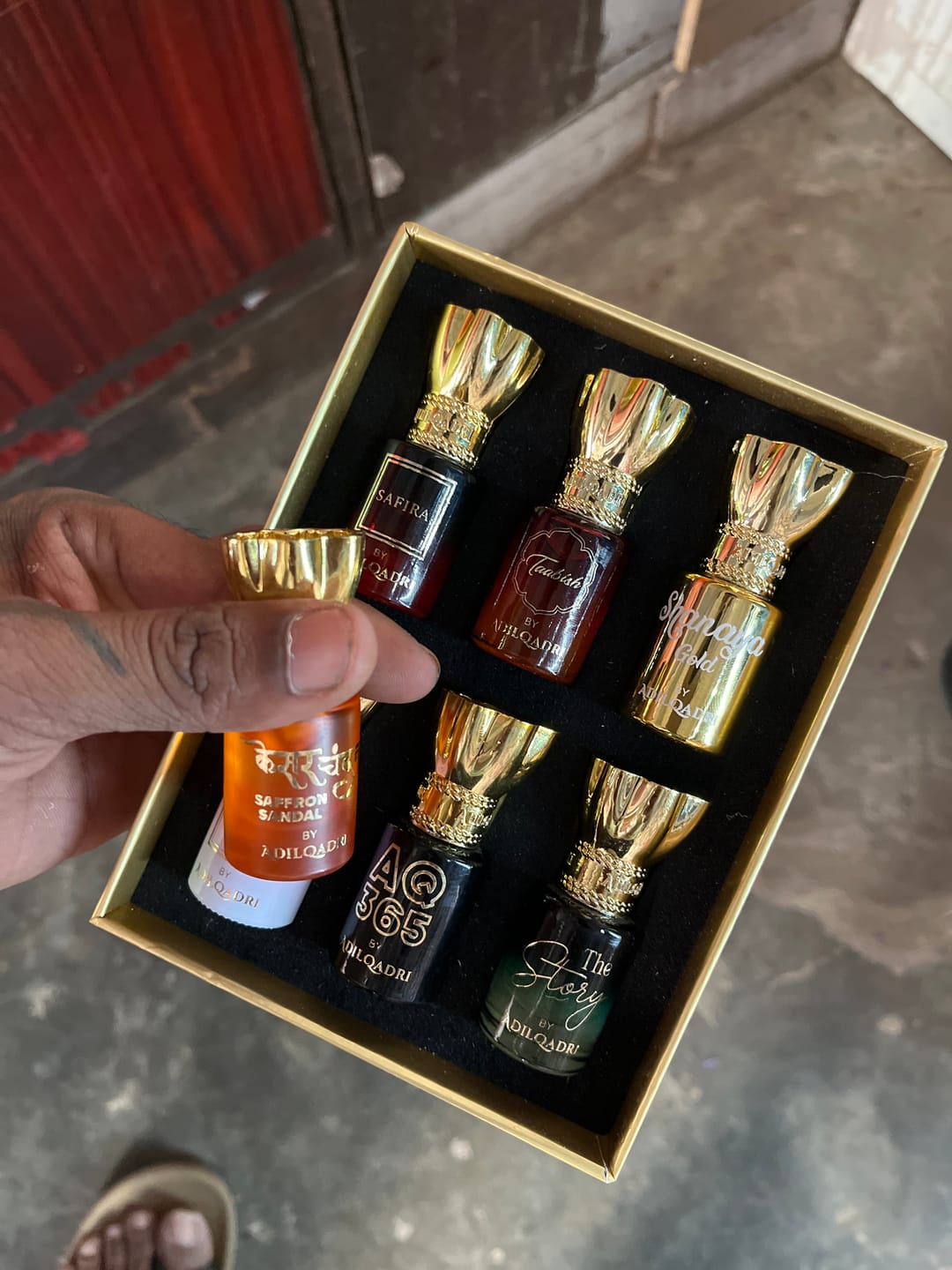 Customer photo review of Essensia Luxury Attar Perfume Gift Set (6 x 5.5Ml)