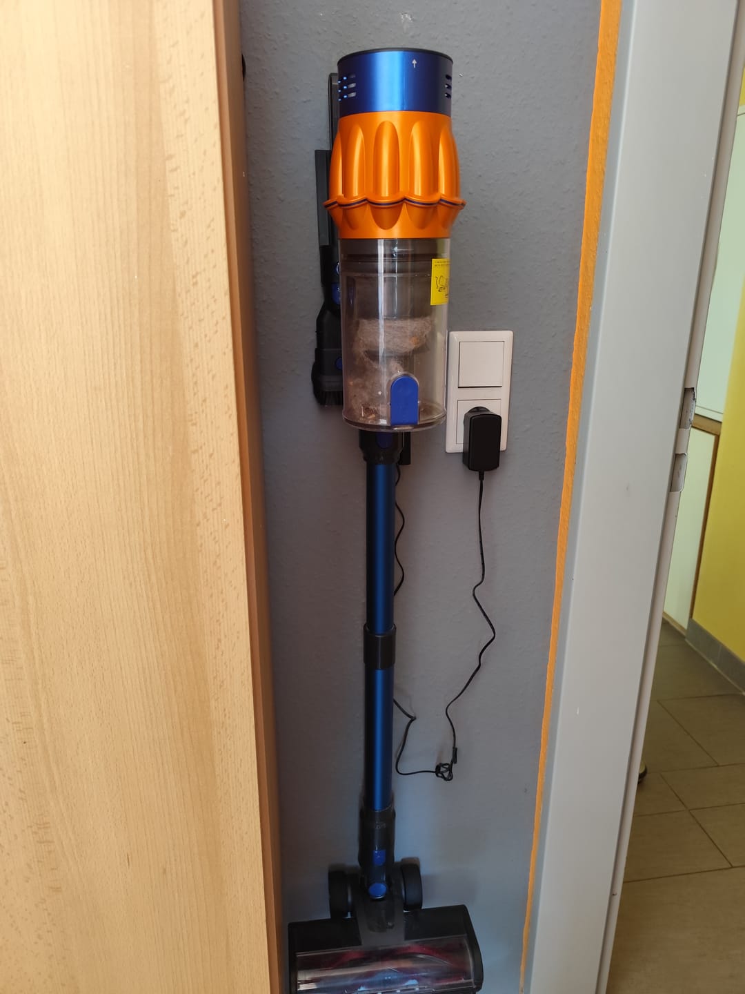 Customer photo review of Dripl UltraVac Akku-Staubsauger