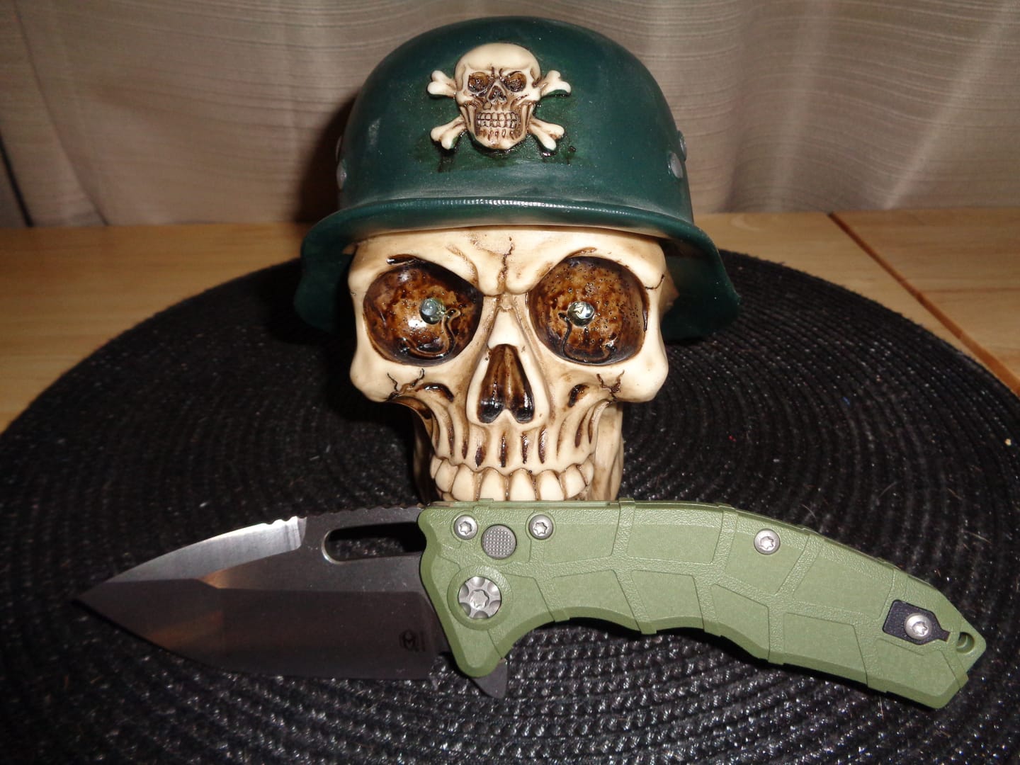 Customer photo review of Heretic Martyr Manual Tanto 3.4" MagnaCut Stonewash, OD Green Polymer Chassis - Made in USA (H057-2A-GRN)