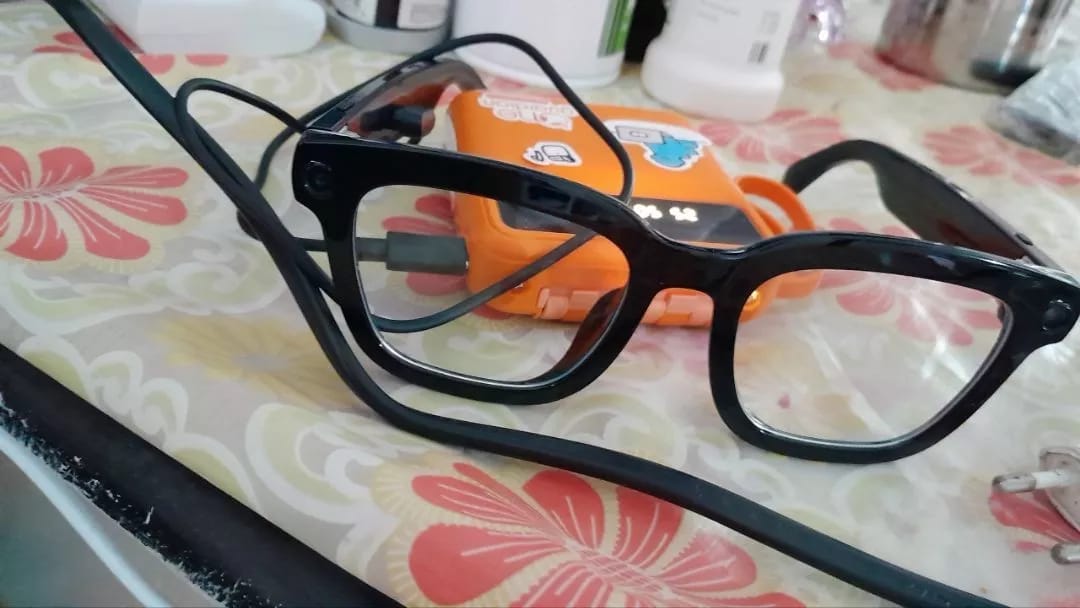 Customer photo review of AI Smart Sunglasses Camera with photochromic