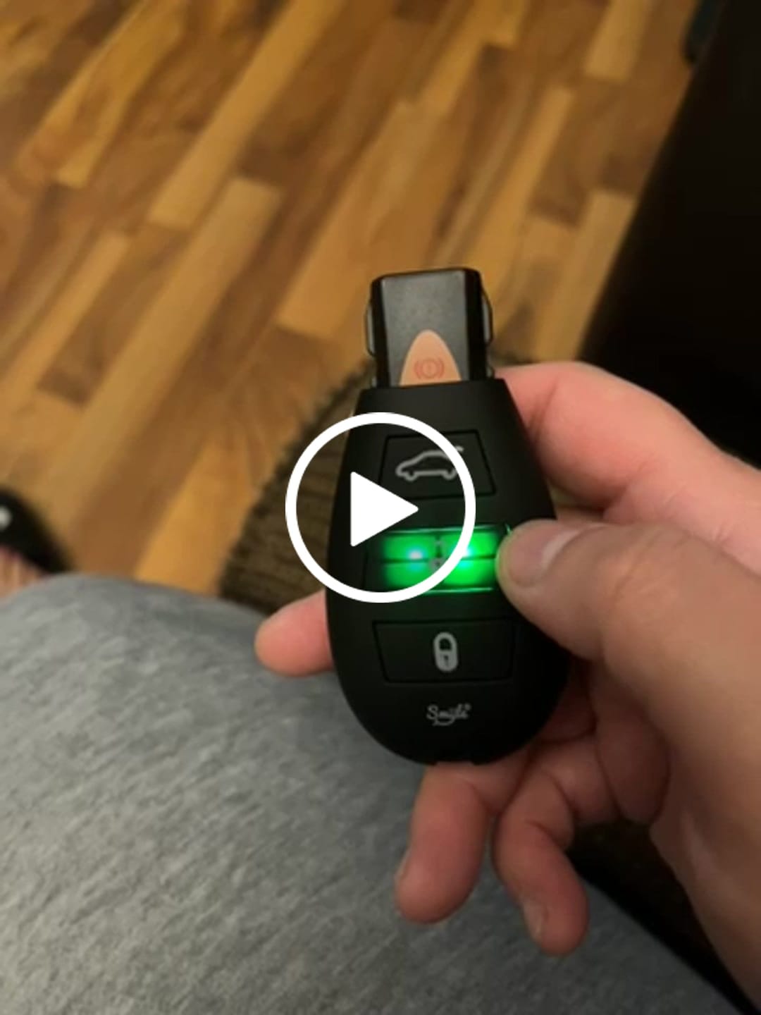 Customer video review of Car Key Penjamin by Smyle™ Labs