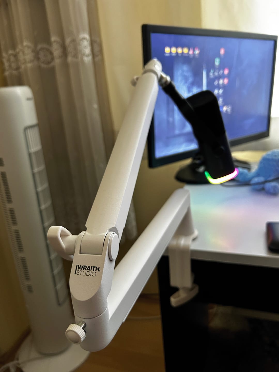 Customer photo review of Wraith Studio LP-02 Low-Profile Mikrofon Standı