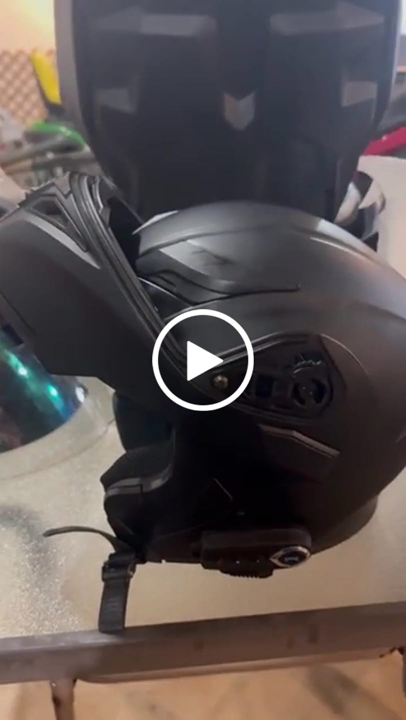 Customer video review of R3 Modular Full Face Helmet - Bluetooth Headset