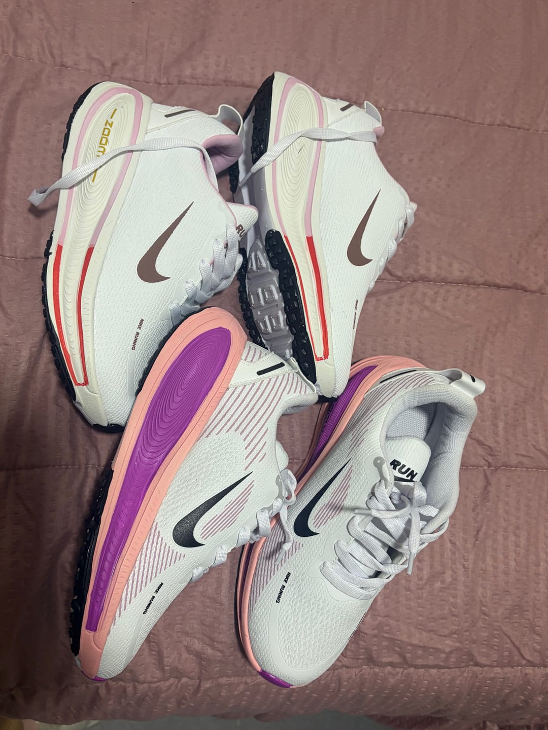 Customer photo review of NIKE VOMERO 18
