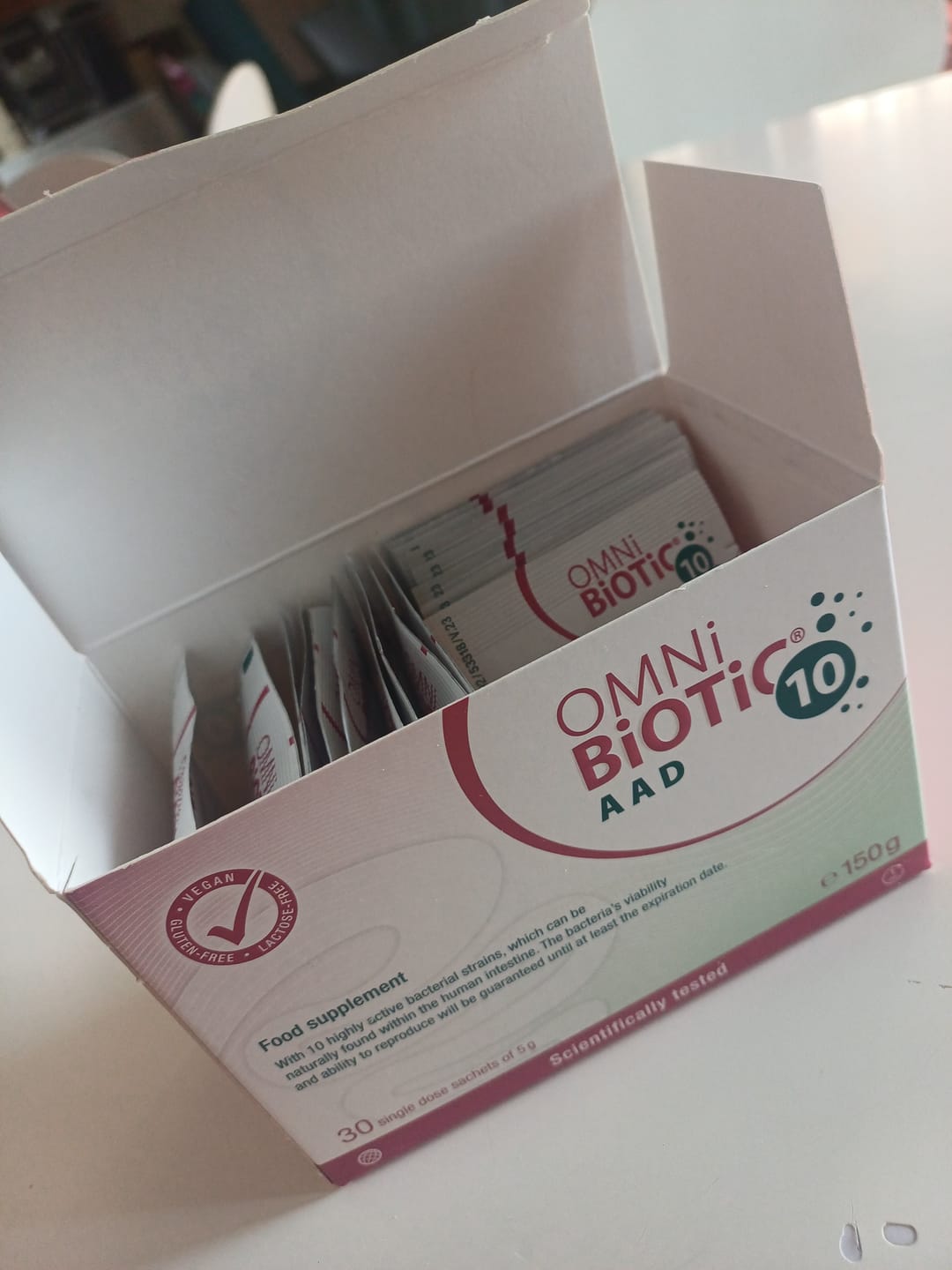 Customer photo review of OMNi-BiOTiC® 10 AAD INT