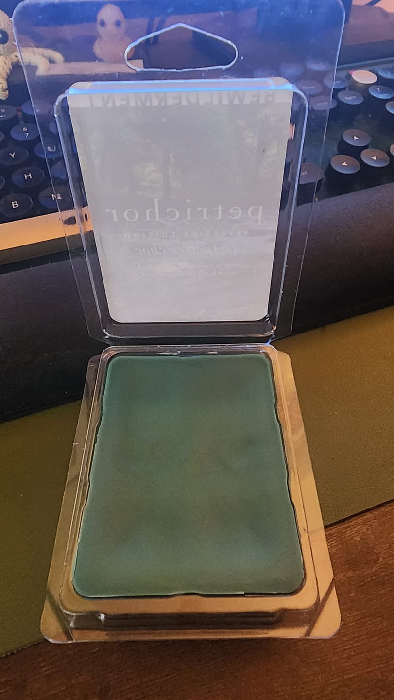 Customer photo review of Petrichor Mountain Edition Wax Melts