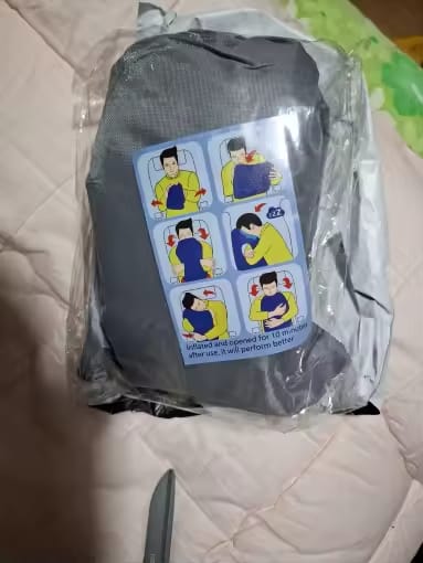 Customer photo review of Almohada Cervical Inflable 360°