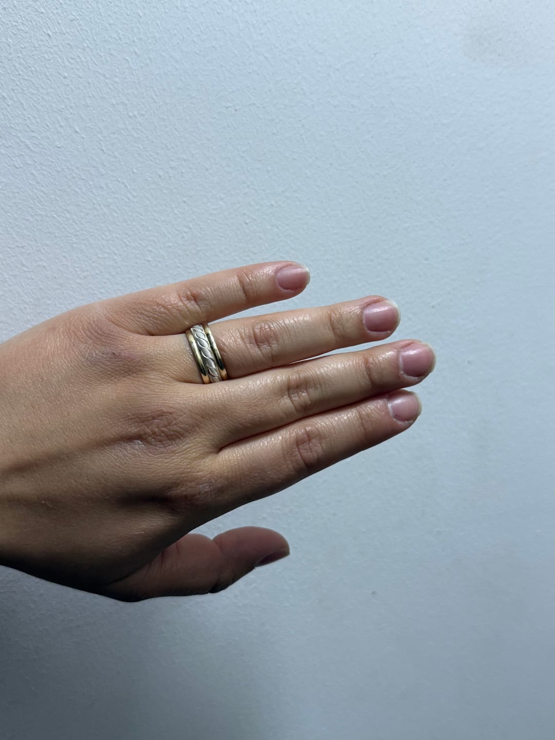 Customer photo review of Anillo Compromiso Facetado con Oro