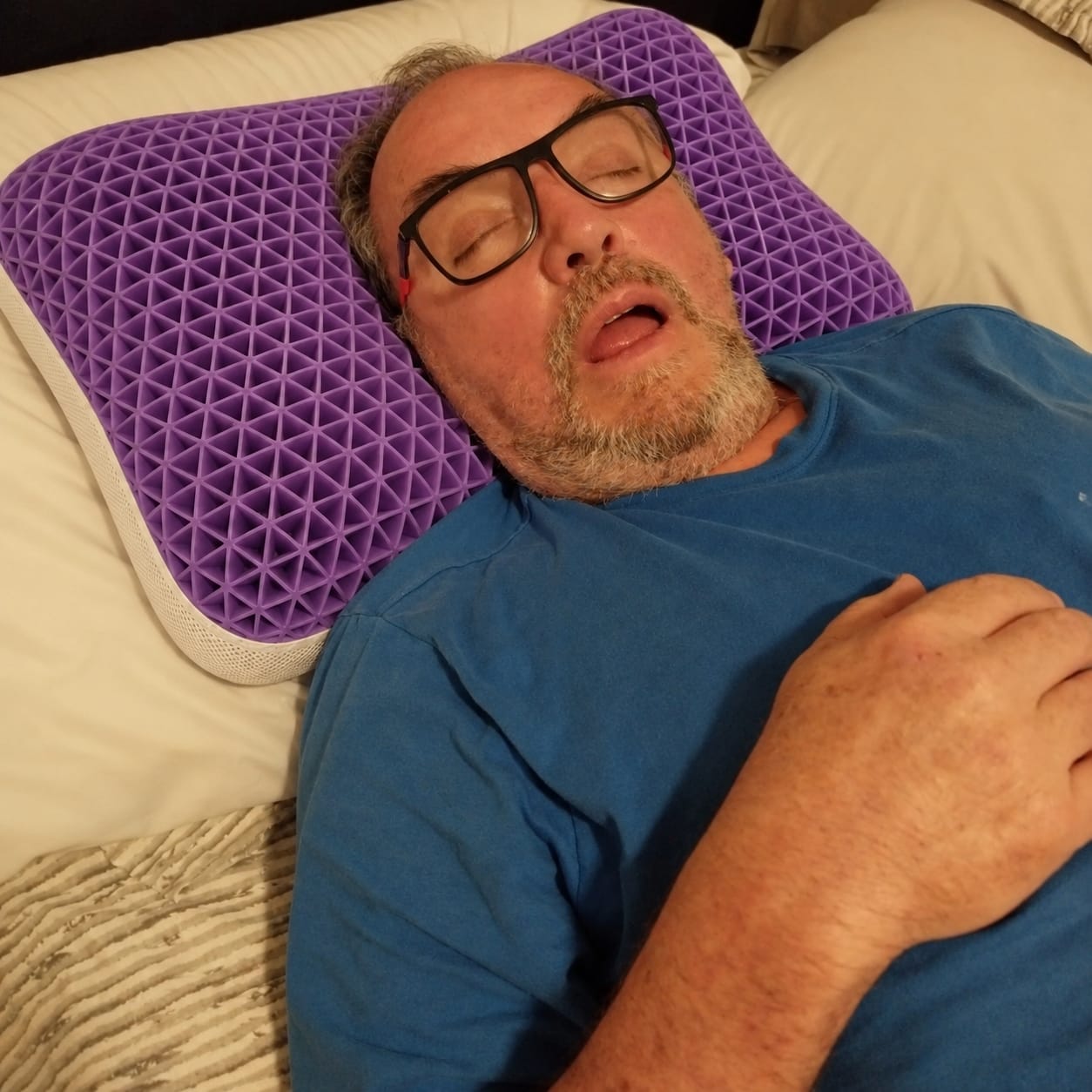 Customer photo review of Hollow Air Ergonomic Pillow™