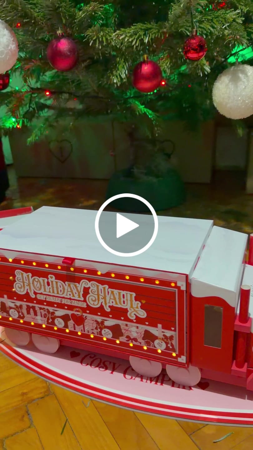 Customer video review of Cruising Home For Christmas Makeup & Beauty Advent Calendar