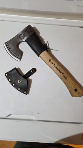 Customer photo review of Camping Axe "Urvangr"