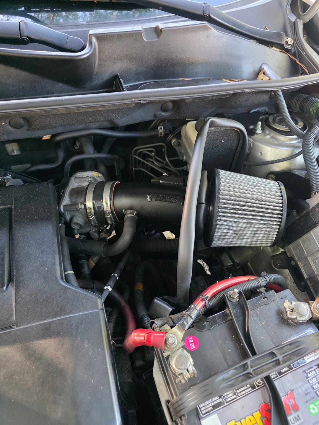 Customer photo review of HPS Performance Air Intake Kit with Heat Shield, 2006-2012 Toyota RAV4 3.5L V6, 827-740