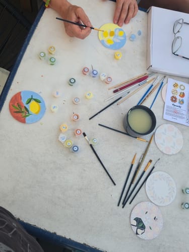 Customer photo review of Peinture par numéros Dessous de Verre 10cm (6 pièces) - Jardin de Citrons
