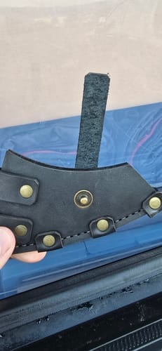 Customer photo review of Hand forged axe “Sterk Vorley” with leather cover