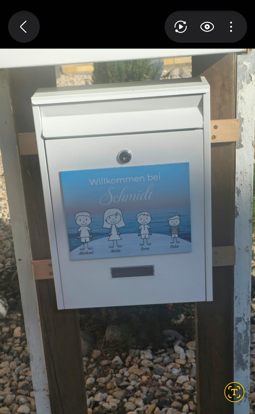 Customer photo review of Familien Türschild (UV- und wetterfest) inkl. Klebebefestigung