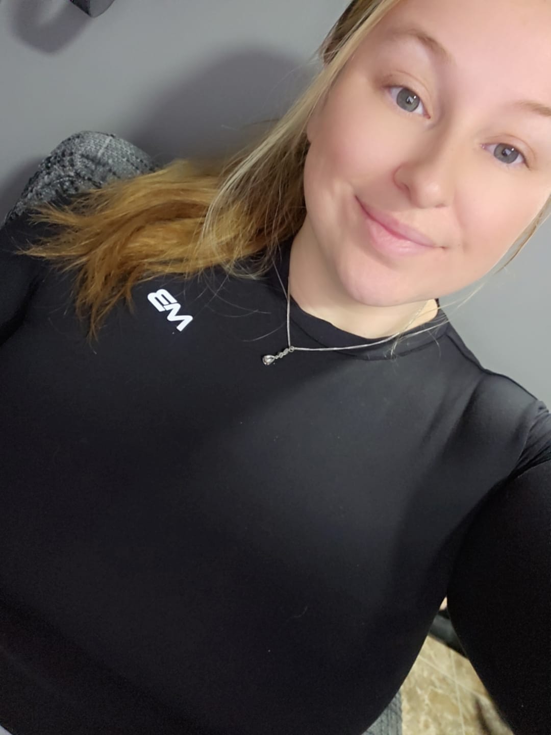 Customer photo review of Soft Forme Crop Top