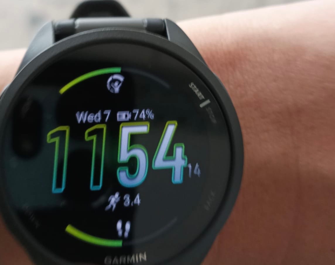 Customer photo review of Forerunner 165 Non-Music Edition