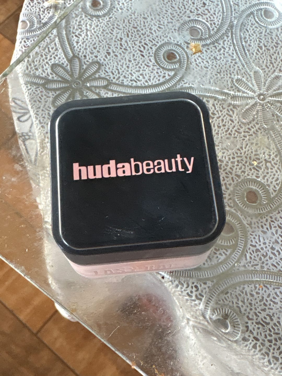 Customer photo review of Mini Easy Bake Loose Baking & Setting Powder