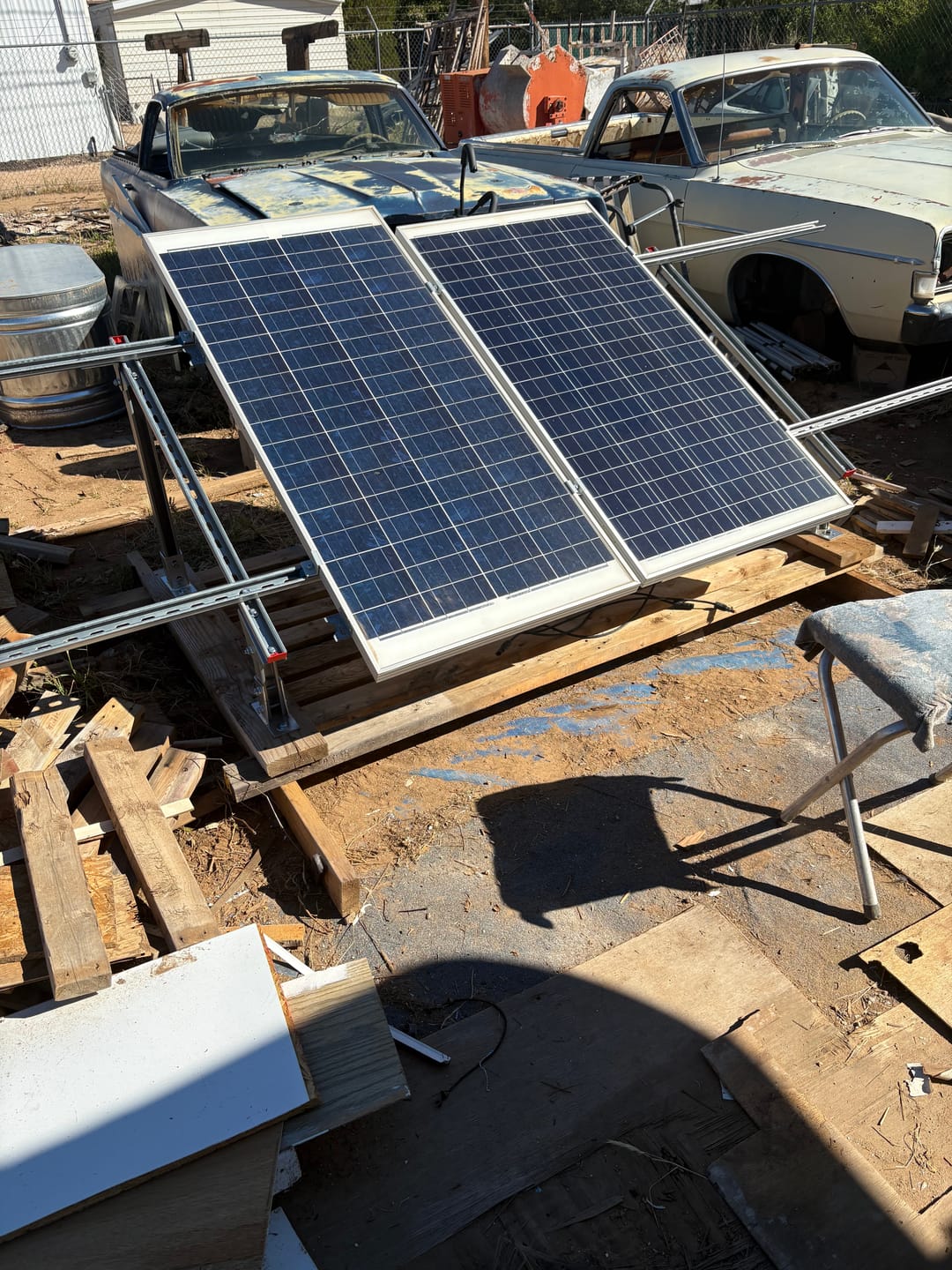 Customer photo review of Adjustable Solar Panel Mounting Brackets for 1–4 Pieces of 200W–400W Panels - In Store Offer Only