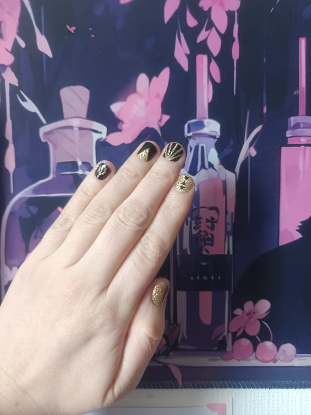 Customer photo review of Gold Obsidian | Esmalte