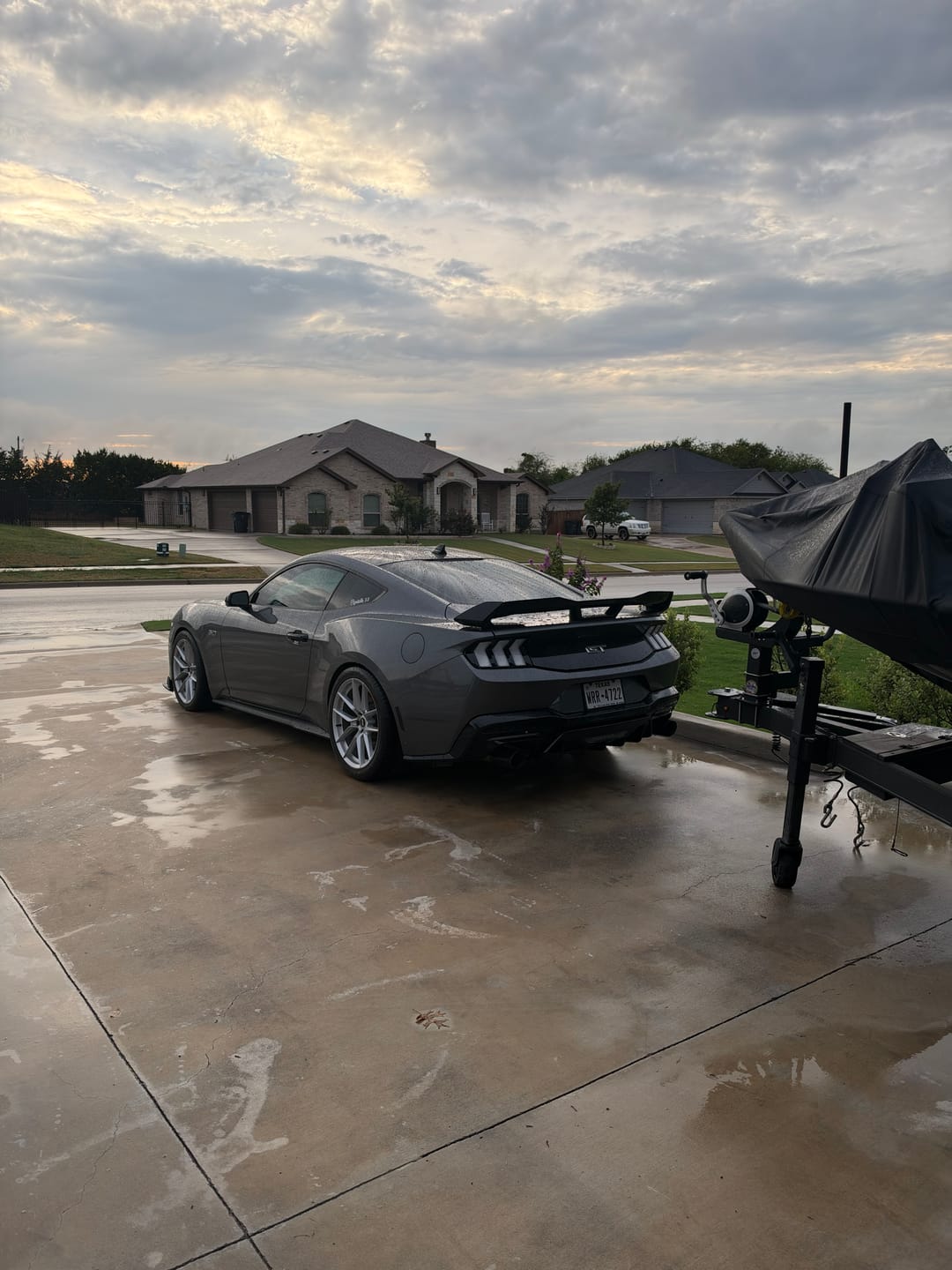 Customer photo review of 2024+ Ford Mustang Dark Horse Rear Diffuser Gloss Black Quad Tips