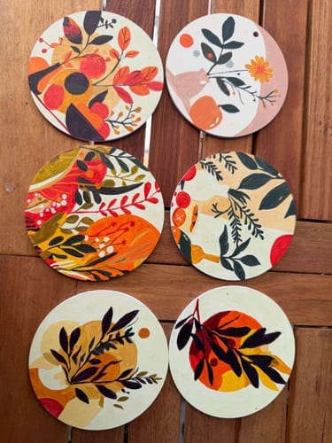Customer photo review of Peinture par numéros Dessous de Verre 10cm (6 pièces) - Design Botanique Moderne