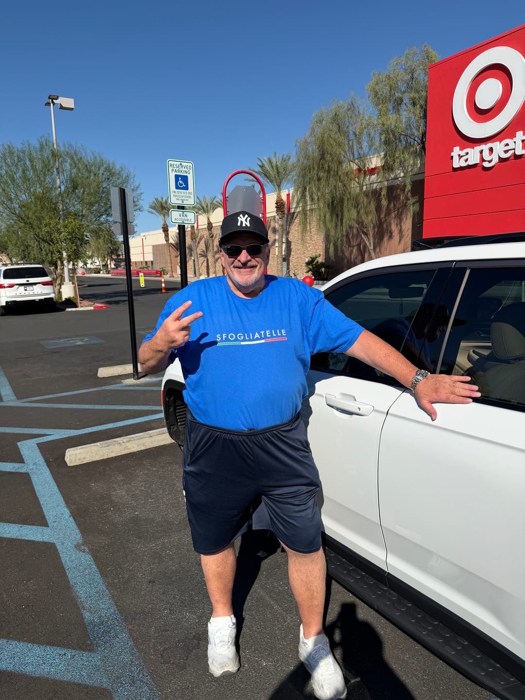 Customer photo review of Sfogliatelle Minimalist T-Shirt