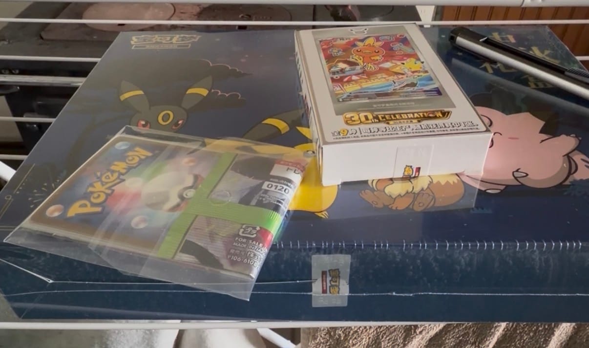 Customer photo review of Pokemon TCG 2026 Mid-Autumn Festival Gift Box - Simplified Chinese