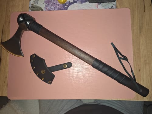 Customer photo review of Viking Axe "Vindflaug" with Leather Wrap