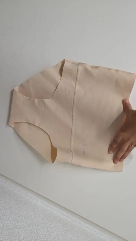 Customer photo review of Culotte taille haute à bandes croisées