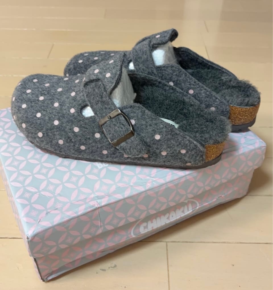 Customer photo review of Dot Clog