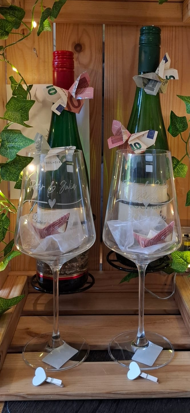 Customer photo review of Leonardo Gläser mit Gravur im "Wedding Love" Design als Set