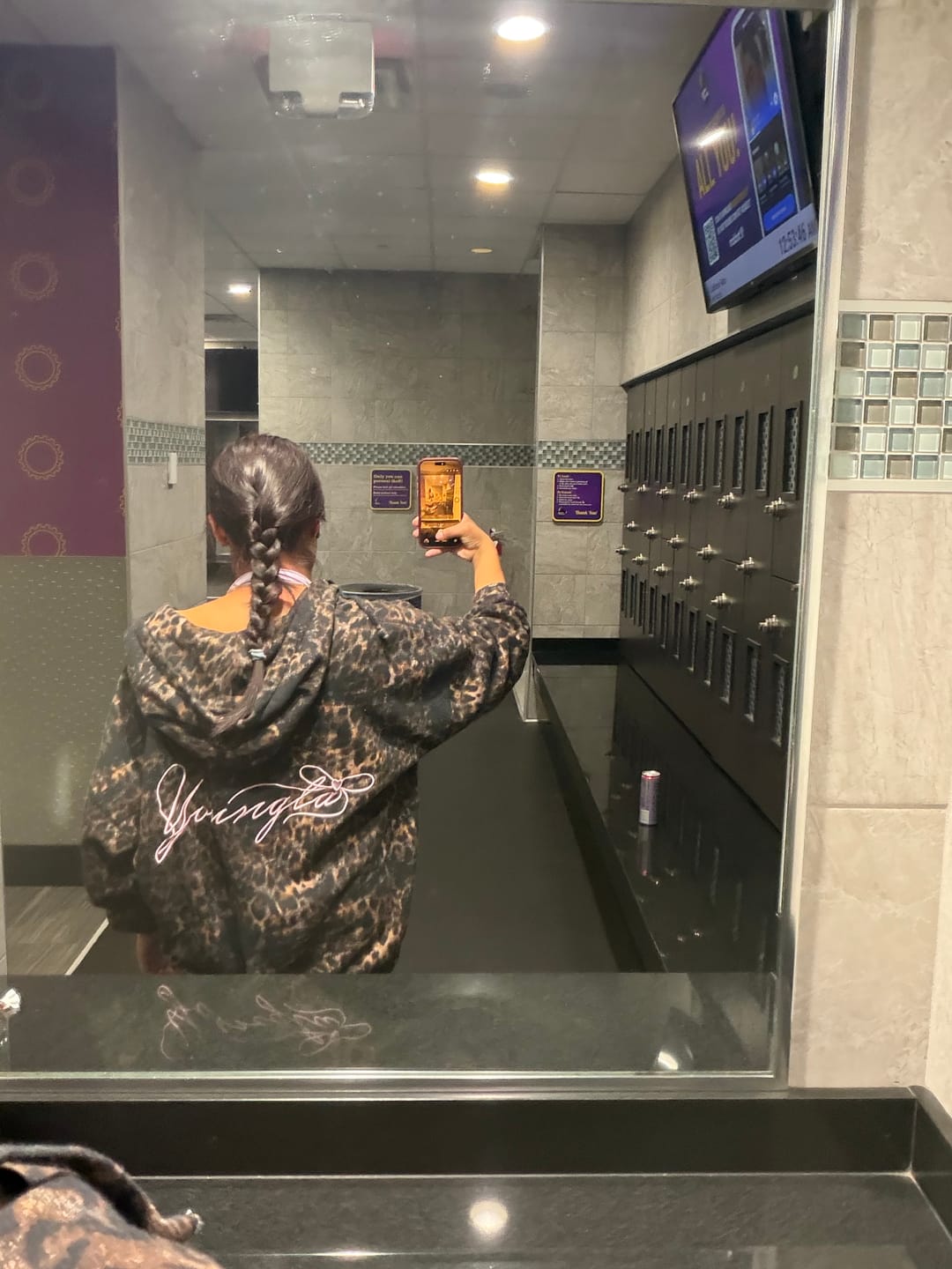 Customer photo review of W533 Flashback Zip Hoodie