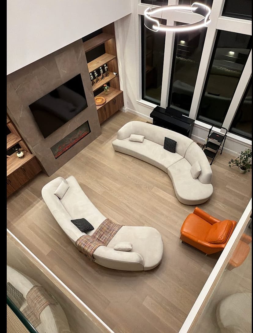 Customer photo review of Reya Form Curved Modular Sectional
