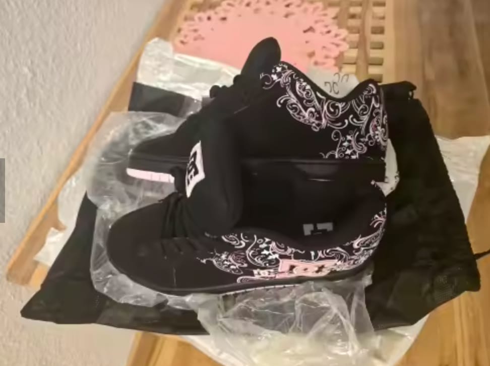 Customer photo review of White Edition