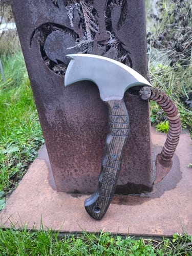 Customer photo review of Handmade tomahawk "Dakuri" with tribal engraving