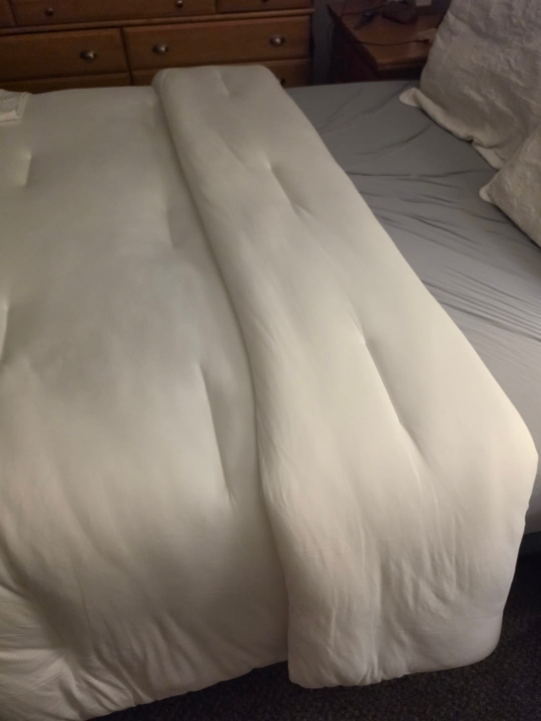 Customer photo review of MarshMellow Comforter