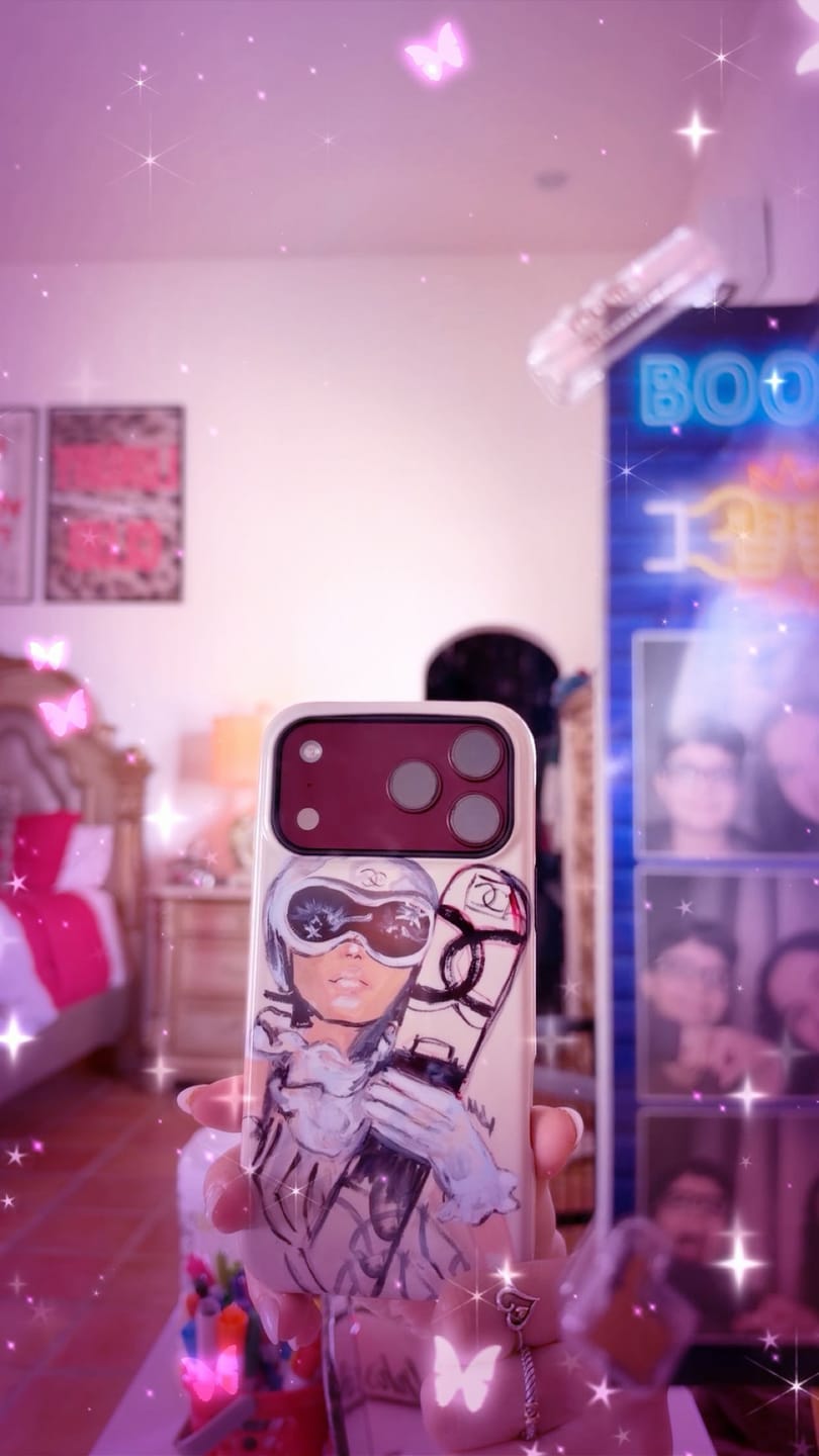 Customer photo review of Chanel Ski Phone Case