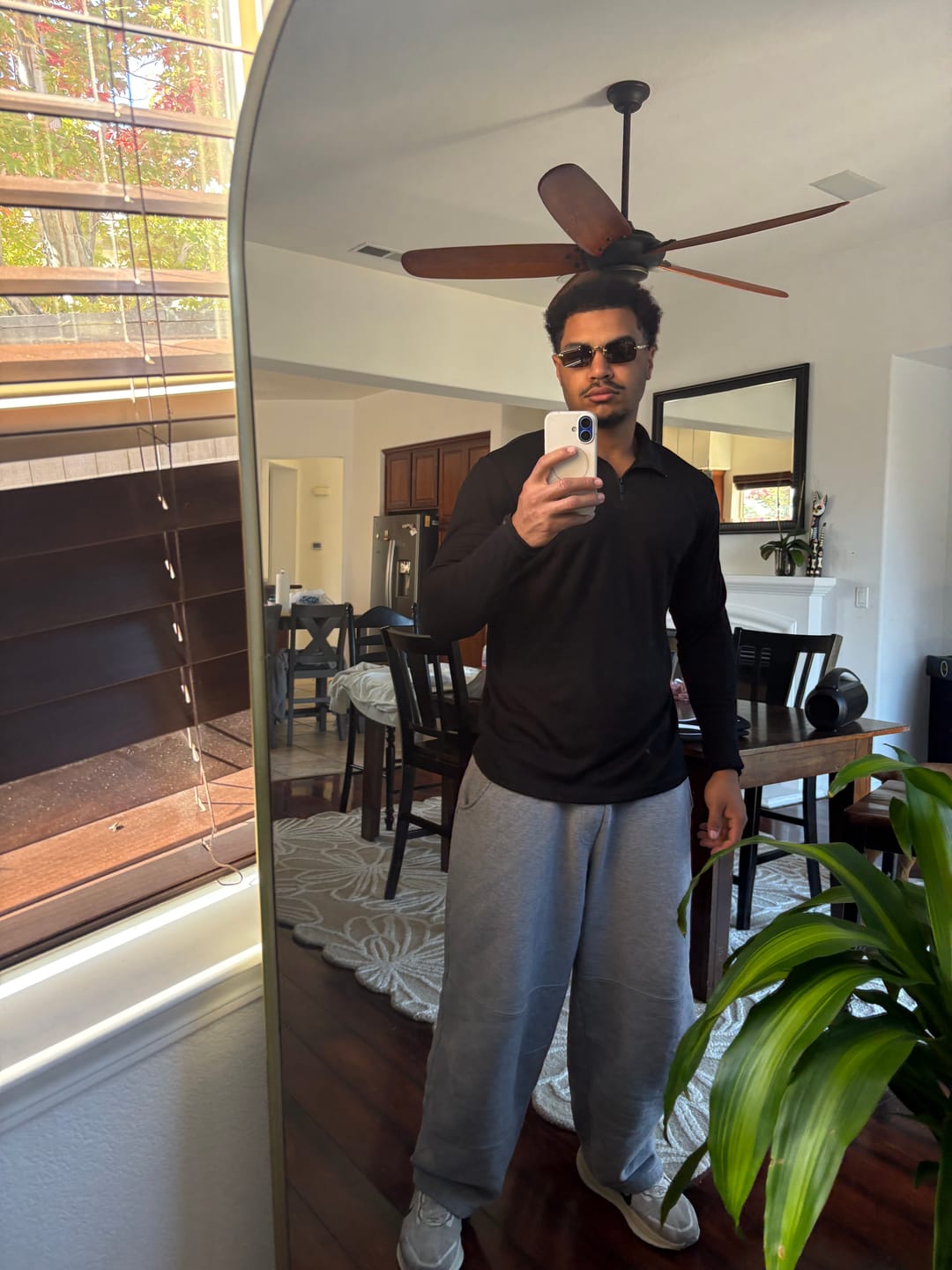 Customer photo review of 8124 - Essential Quarter Zip