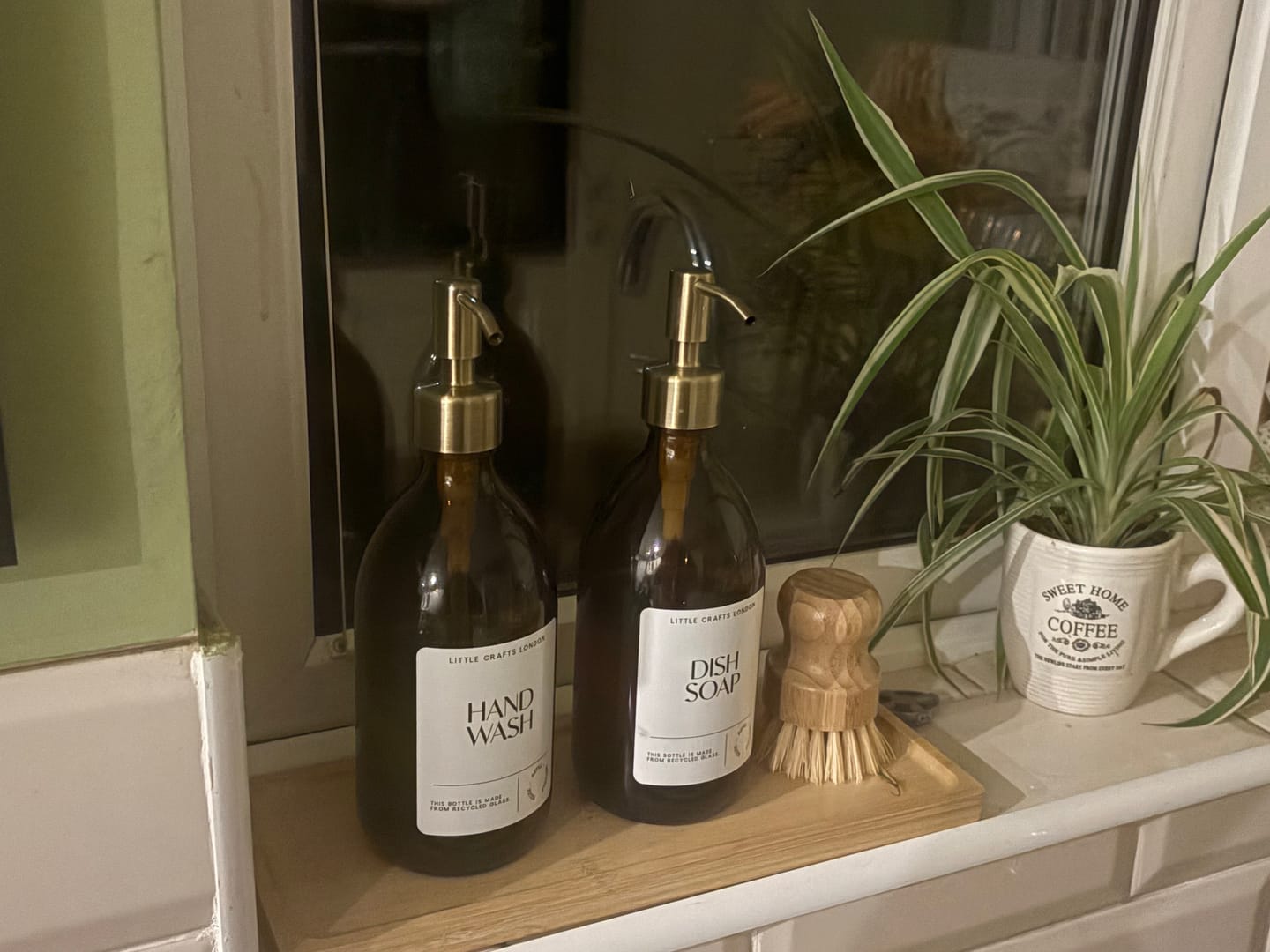 Customer photo review of Set of 2 Amber Glass Bottles 500 ML Long tray & Dish Brush