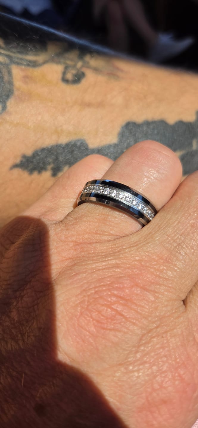 Customer photo review of 8MM - TUNGSTEN WEDDING BAND Polished Edges CUBIC ZIRCON BEVELED EDGE