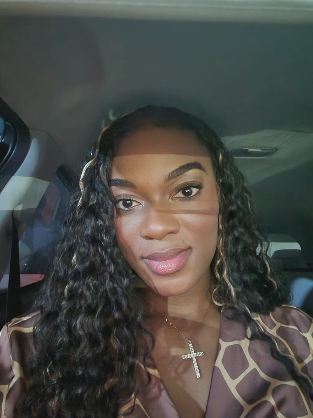 Customer photo review of #27/30/613 Mix Color Blend Deep Wave Human Crochet Hair