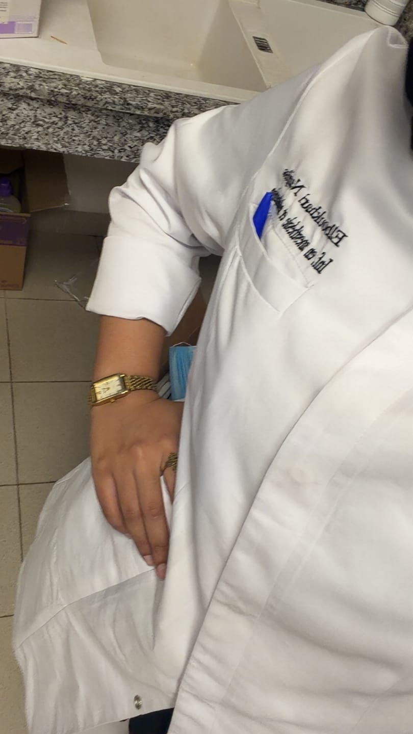 Customer photo review of Blouse PRO™ Manches Longues Col Officier - Femme