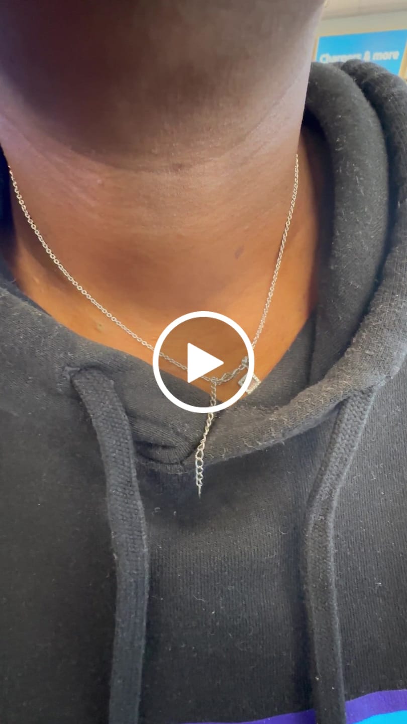Customer video review of TANAOR Shiny Necklace
