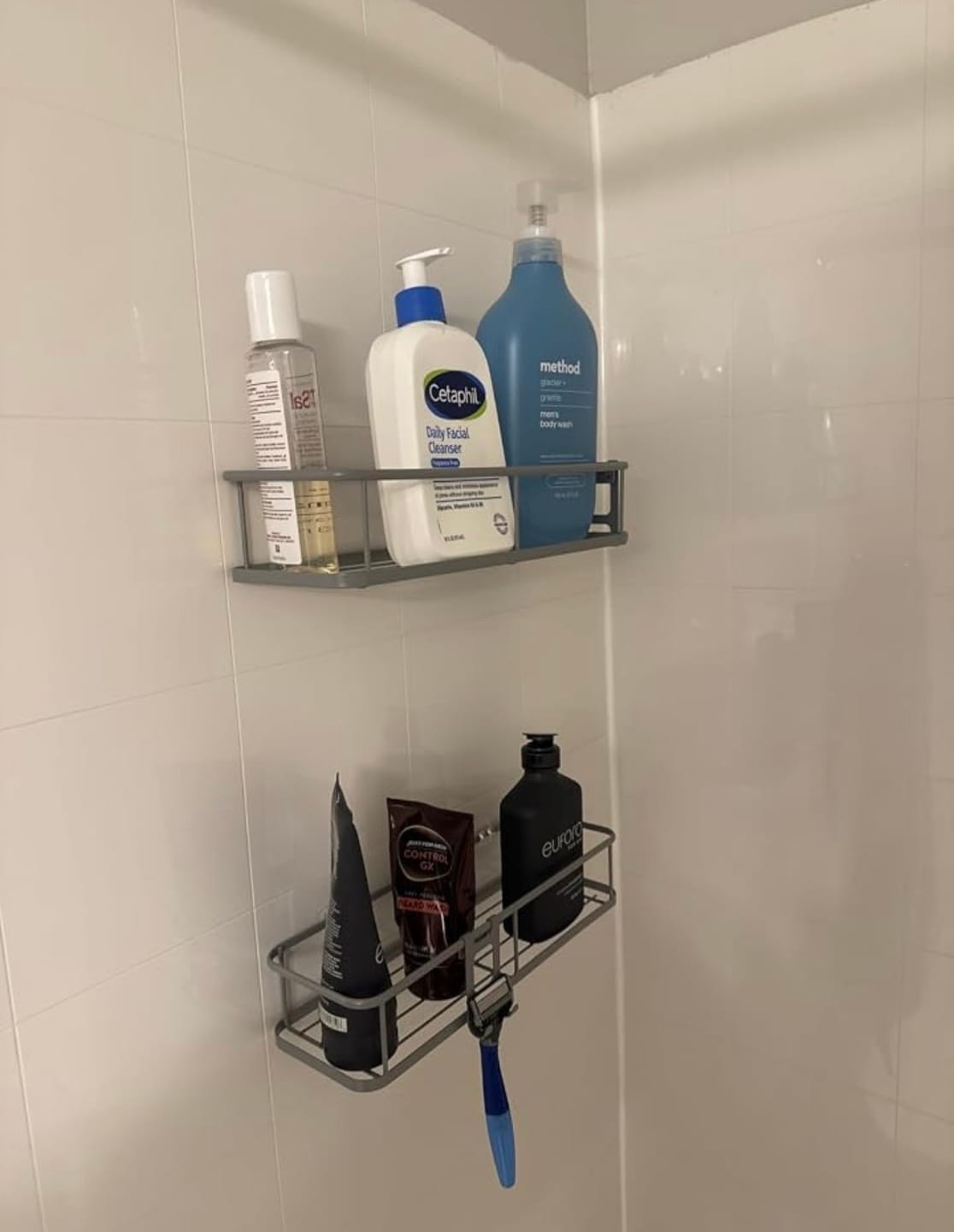 Customer photo review of Shower Rack Nova -Set