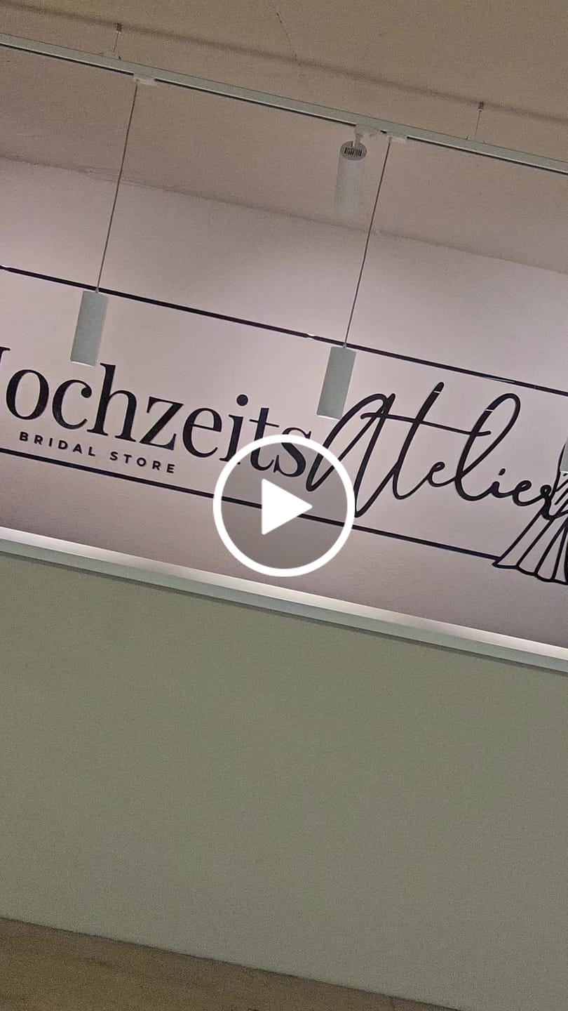 Customer video review of 3D Logo Jennifer Hochzeitsatelier